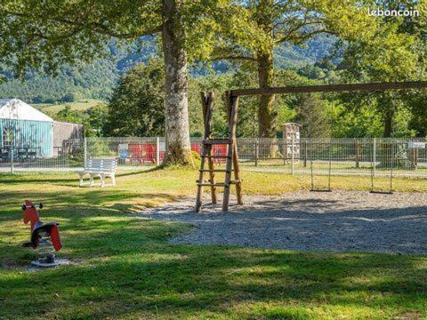 Oh! Campings - Camping Paradis A L'Ombre Des Tilleuls Peyrouse Zewnętrze zdjęcie