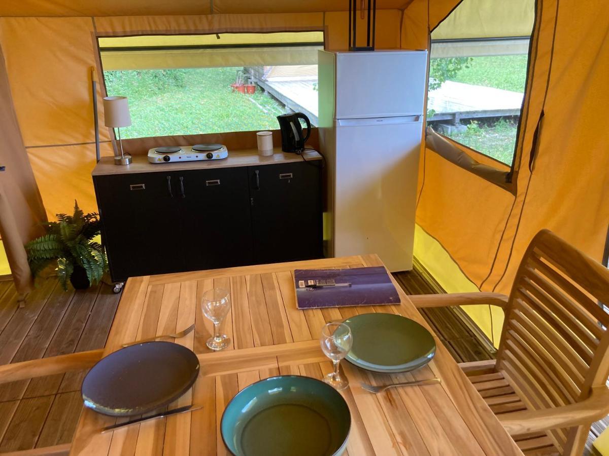 Oh! Campings - Camping Paradis A L'Ombre Des Tilleuls Peyrouse Zewnętrze zdjęcie